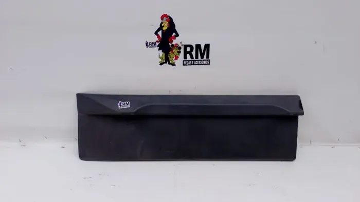 Moldura Porta Traseira Esquerdo Doblo Adiventure 2010 A 17
