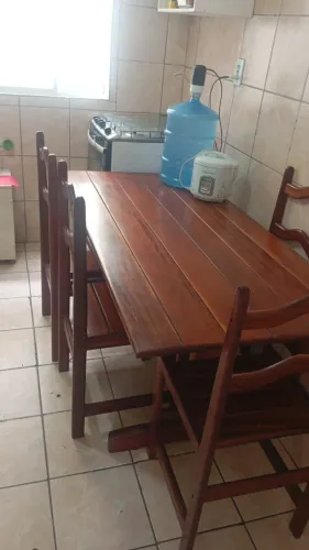 Mesa de madeira 6 cadeiras