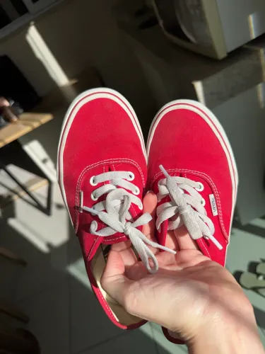 Tênis Vans Authentic Color vermelho tamanho 35
