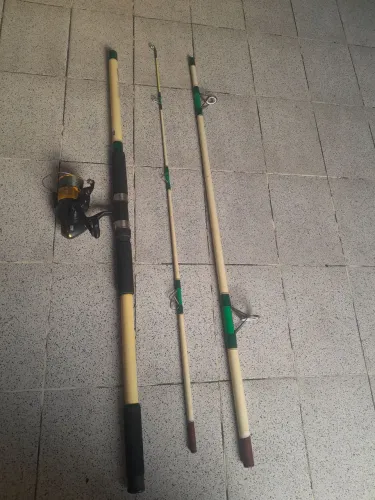 Vende-se uma vara de pesca. Kit completo da marine sports 