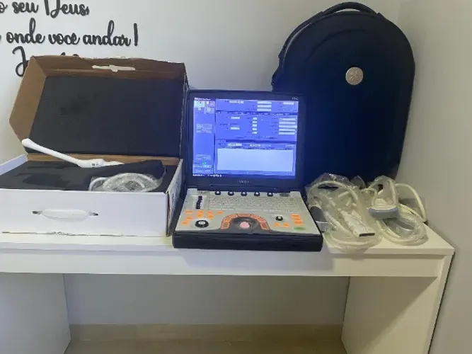 Aparelho de ultrassonografia portatil GE logiq E
