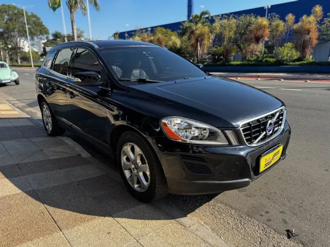 Volvo XC-60 XC 60 T-8 Híbrido Inscription 2.0 5P 2011
