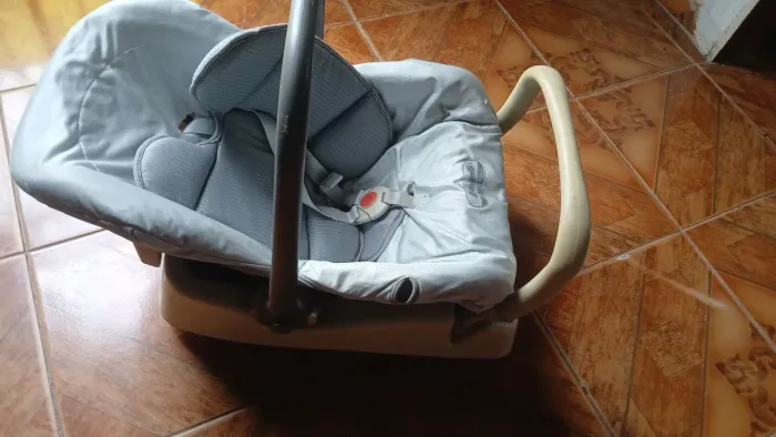 Cadeirinha de bebê conforto
