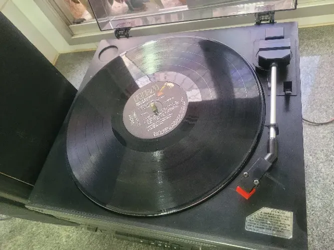 Toca Discos Sony