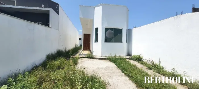 Casa recém construída, em um dos melhores bairros de Porto Real-RJ