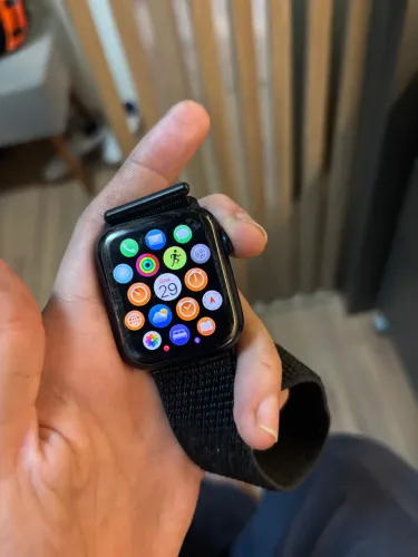 Apple Watch SE 3 44mm GPS + Cellular (Chip) - Completo 10 VEZES SEM JUROS