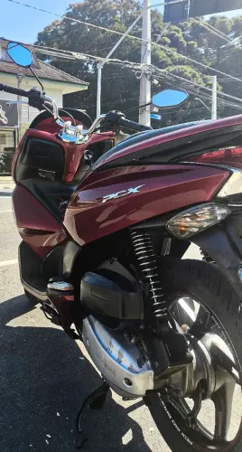 Vendo ou troco PCX em excelente estado
