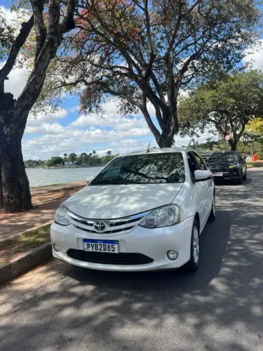 Toyota Etios XLS Sedan 1.5 Flex 16V 4P Aut. 2017