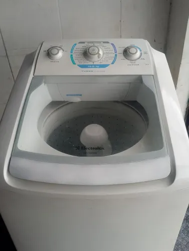Vende-se lavadora Electrolux 10 kilos
