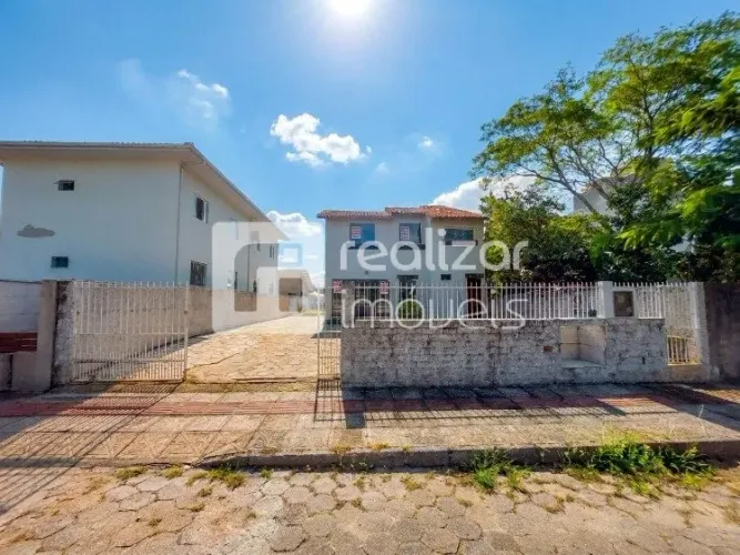 Apartamento 1 suíte em Carianos