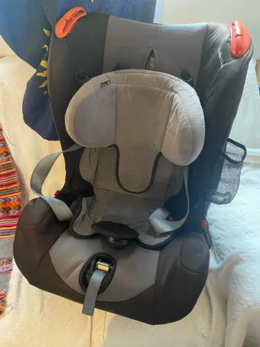 Cadeirinha infantil