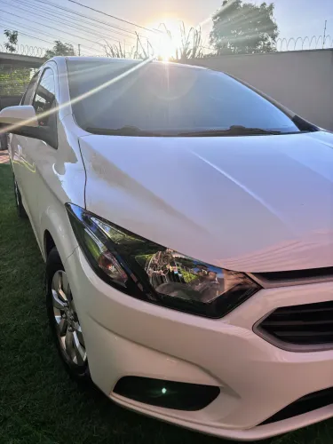 Chevrolet Onix Hatch LT 1.0 8V Flex Mec. 4P 2019