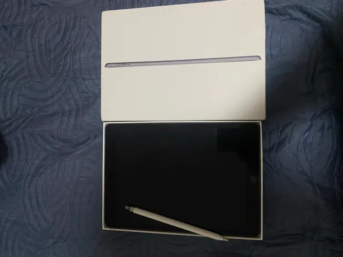 iPad 9 geração 64gb + Apple Pencil 1