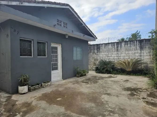Oportunidade! Casa com terreno inteiro à venda no bairro Vista Linda Bertioga/SP