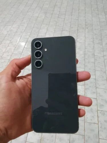 S23 fe quase zero detalhes 