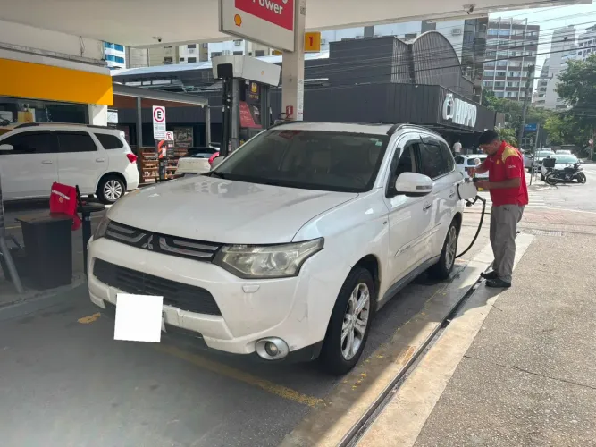 Mitsubishi Outlander 3.0/ GT 3.0 V6 Aut. 2014