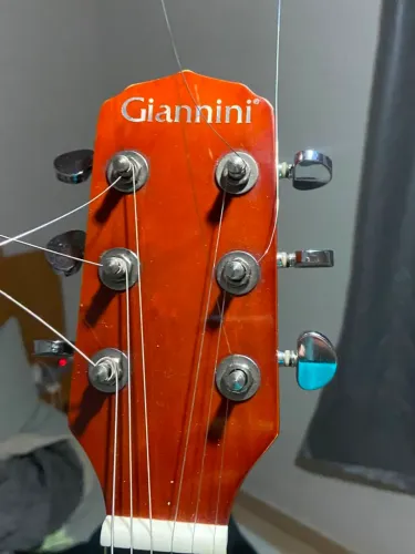 Vendo violão Giannini 1900 Precision