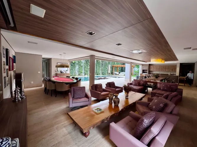 Casa à venda no Condomínio Reserva do Vale em Uberlândia