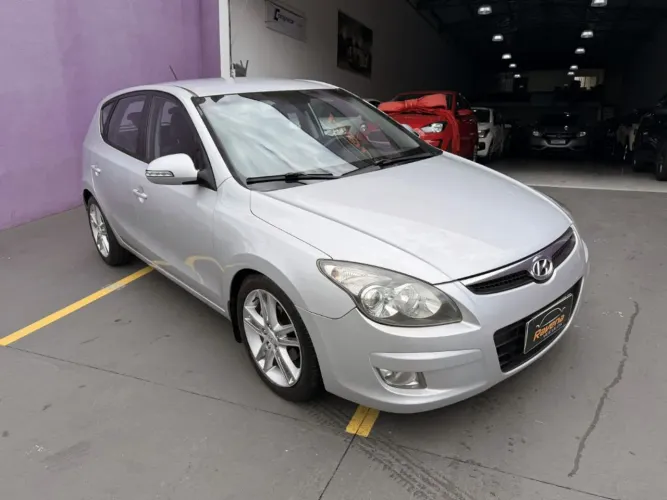 Hyundai I30 1.8 16V Aut. 5P 2011