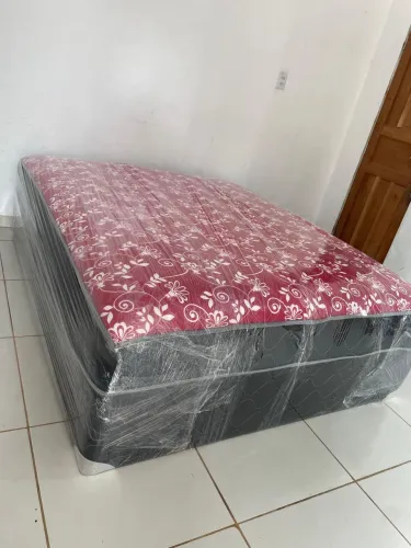 Cama QUEEN
