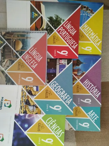 Livro Poliedro,9 ano,Sem marcas de uso, super conrsevados.