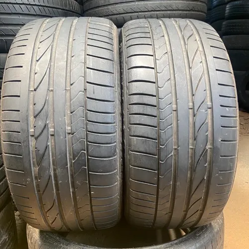 Pneus 245/40/18 Bridgestone Potenza rft Run Flat meia vida avulso unida (não são riscados)