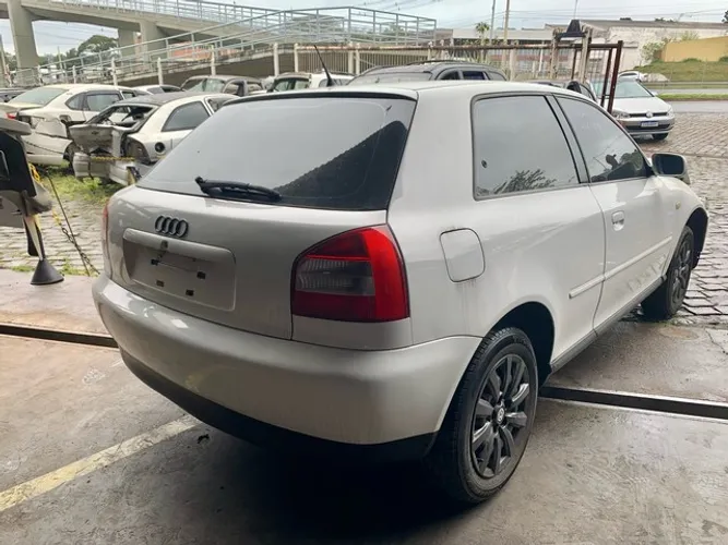Sucata Audi A3 2001 em peças 