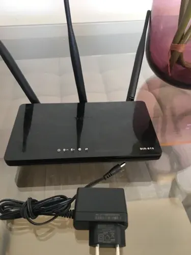 Roteador D-Link Dir-819 usado