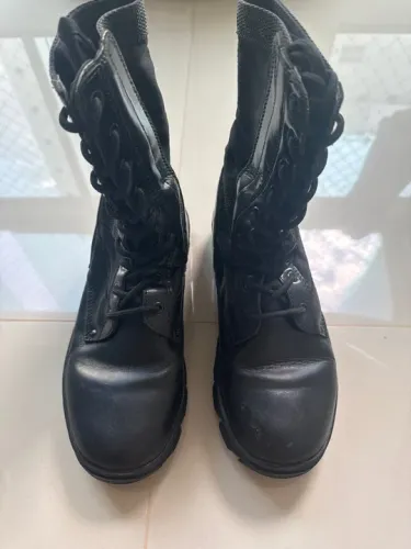 COTURNO MILITAR TAMANHO 41