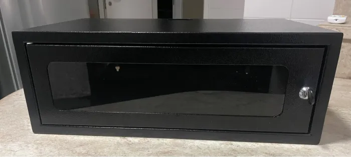 Rack Gabinete para servidor para parede ou bancada com chave  