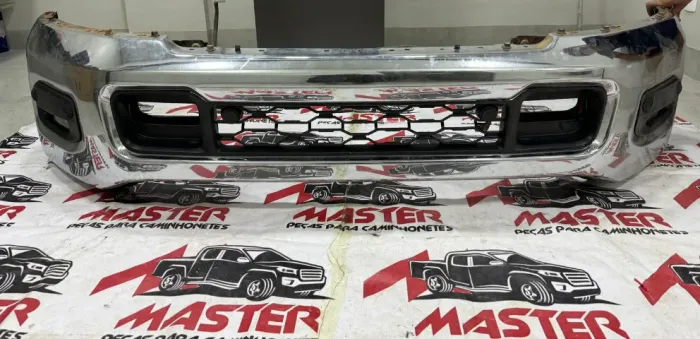 Para-choque dianteiro Dodge Ram 2020-2024 (leia o anuncio)