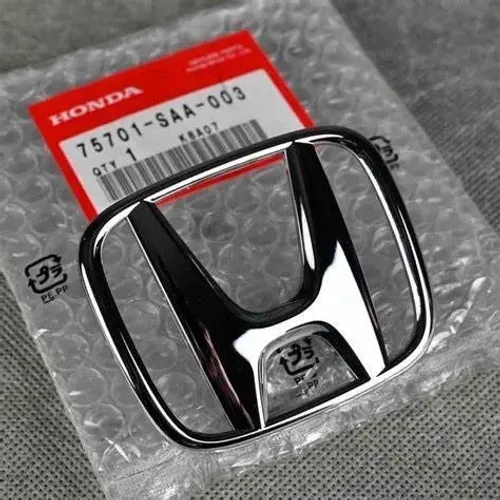 Emblema tampa traseira Fit 04/08. Original