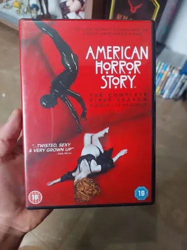 American Horror Story primeira temporada em DVD  4 discos 
