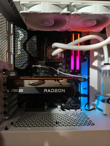 Kit Upgrade Ryzen 7 + X570 + 16GB CL14 3600mhz