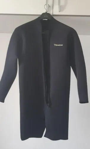 Roupa de Mergulho Curta/ 3mm/ Divecom / tamanho 7