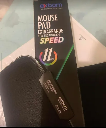 Mousepad Gamer Extra Grande com LED Colorido - Exbom