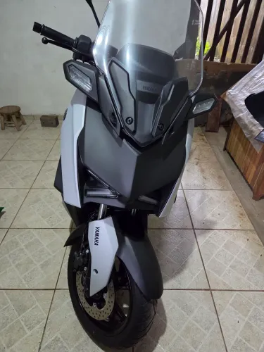 Xmax 250 connect 2025