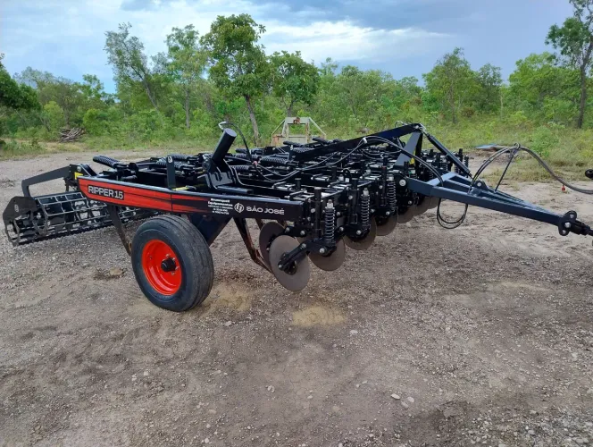 Escarificador Ripper 15 São José 