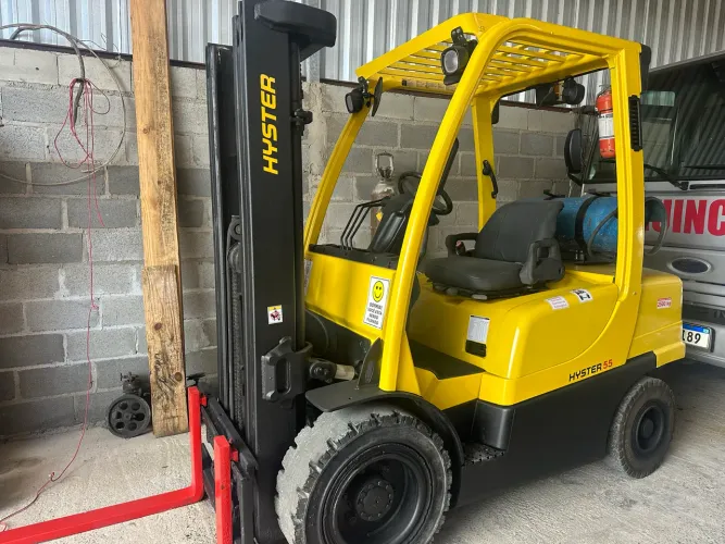Empilhadeira Hyster 