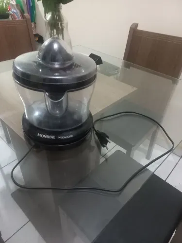 Espremedor E-02 Turbo Citrus Premium Mondial 