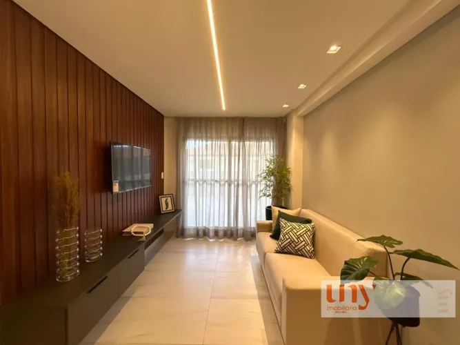 Apartamento com 2 quartos e área externa em prédio seminovo próximo da praia no Cabo Bran