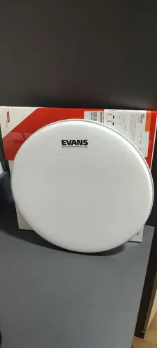 Pele de bateria 14" EVANS porosa (produto original novo na caixa)