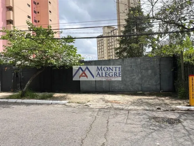 Terreno em Vila Santa Catarina à venda, área total de 10 m², sem dormitórios.