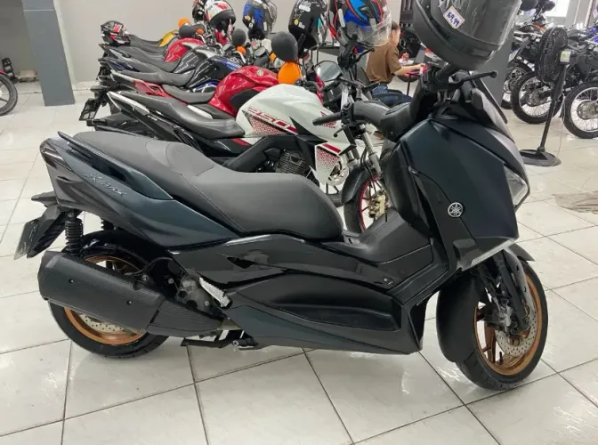 Impecável !!! Xmax 2023 