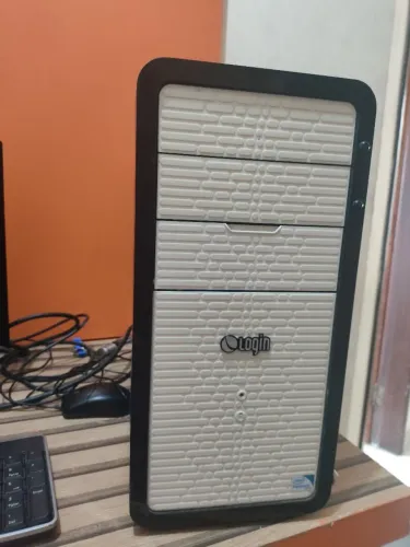 Gabinete i5 4440 top