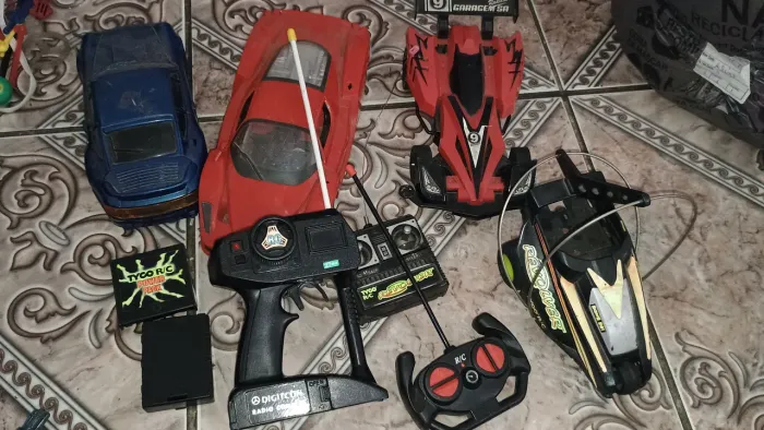 Lote de carrinhos