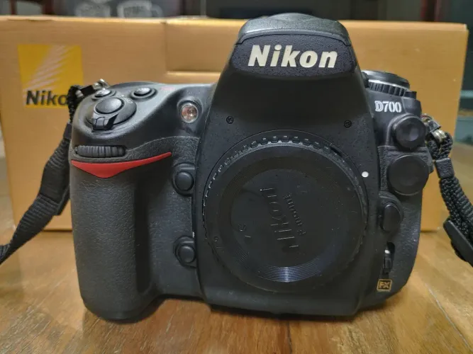 Câmera fotográfica Nikon D700