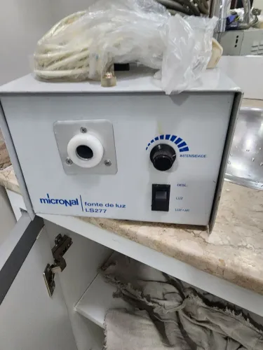 Fonte de luz Micronal LS277