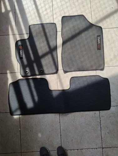 Jogo de Tapete Yaris