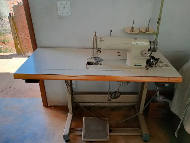 Máquina de Costura Industrial Sun Special